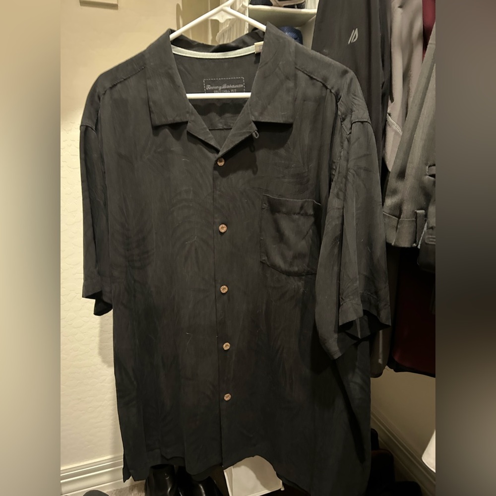 XL 100% silk Black Palm Fronds Tommy Bahama Hawaiian Shirt
